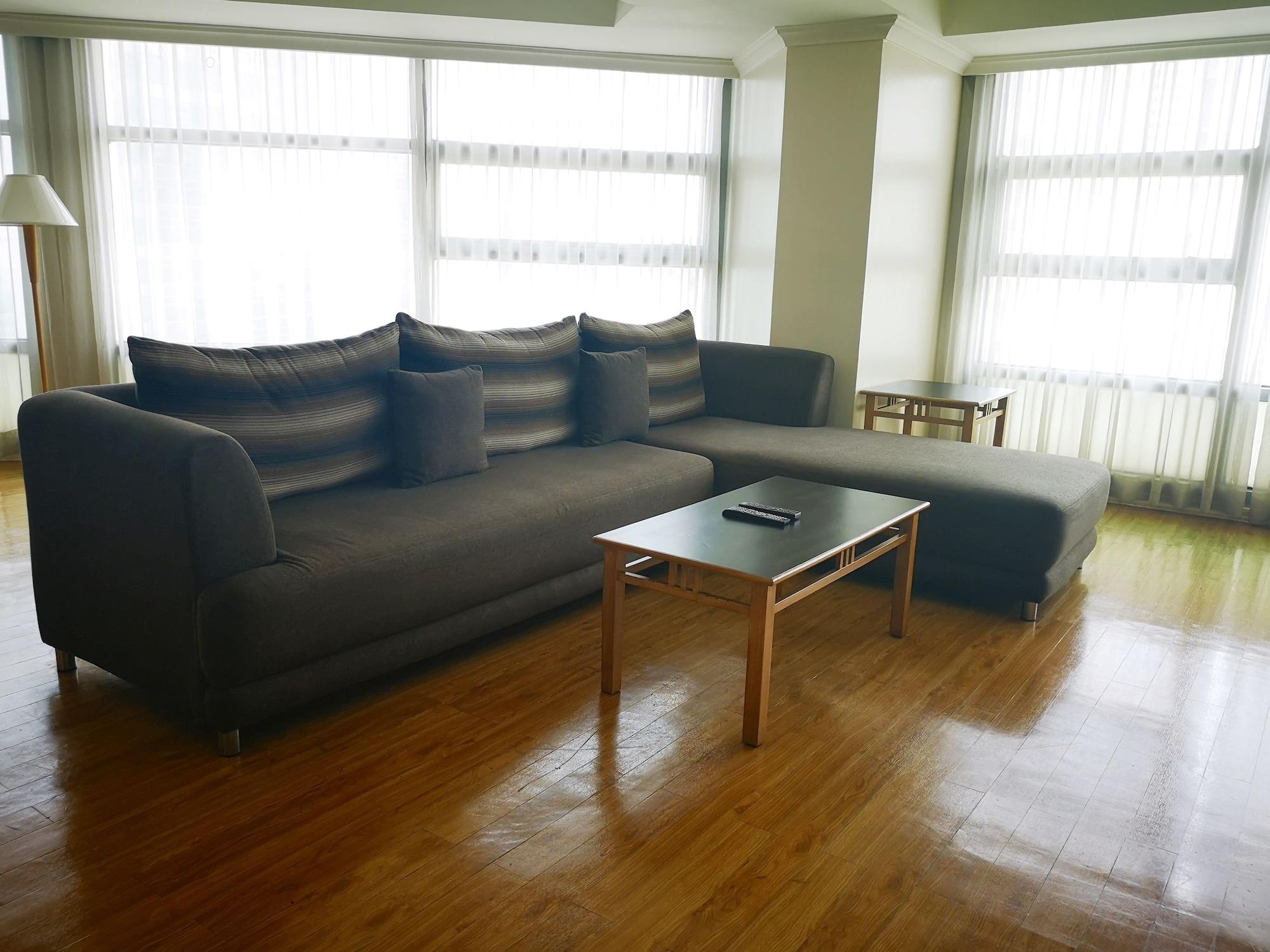 Infinity Tower Suites Makati City Ngoại thất bức ảnh