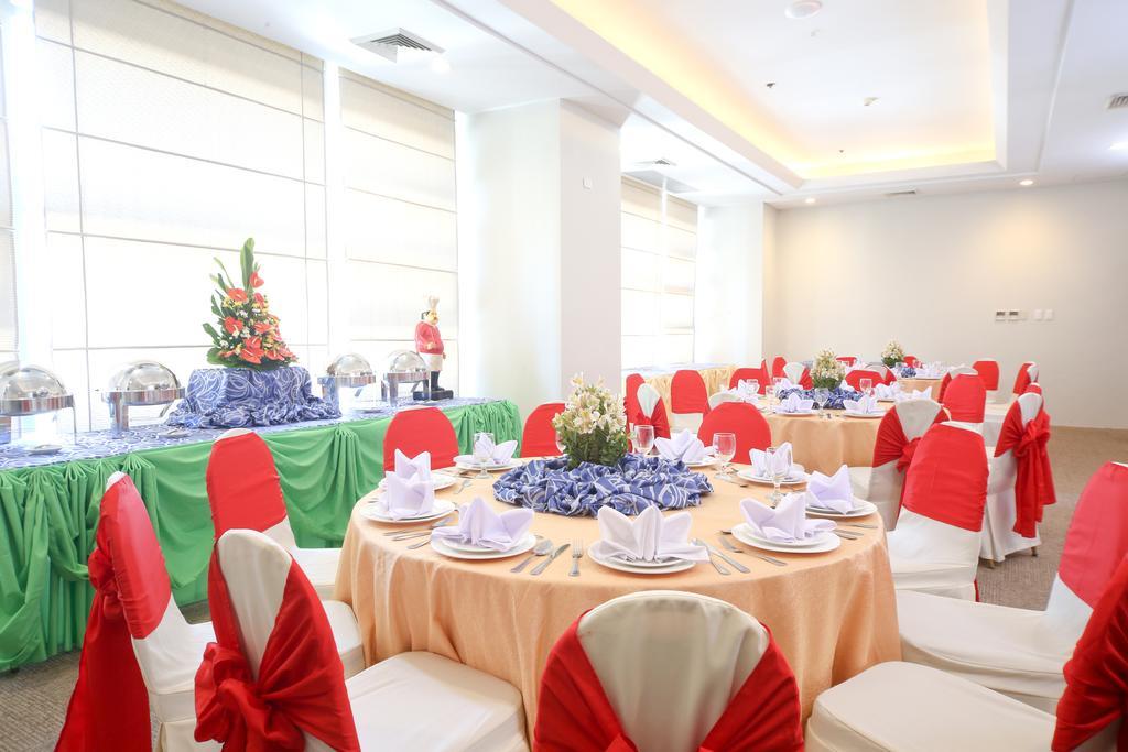Infinity Tower Suites Makati City Ngoại thất bức ảnh