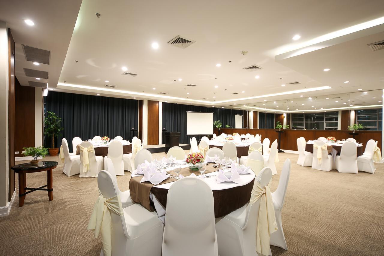 Infinity Tower Suites Makati City Ngoại thất bức ảnh