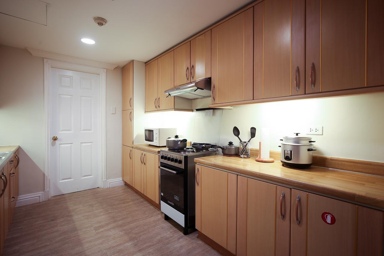 Infinity Tower Suites Makati City Ngoại thất bức ảnh