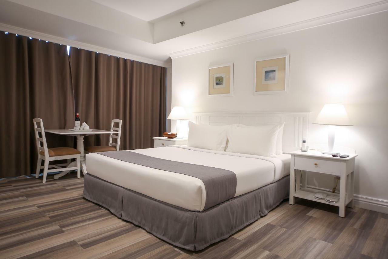 Infinity Tower Suites Makati City Ngoại thất bức ảnh