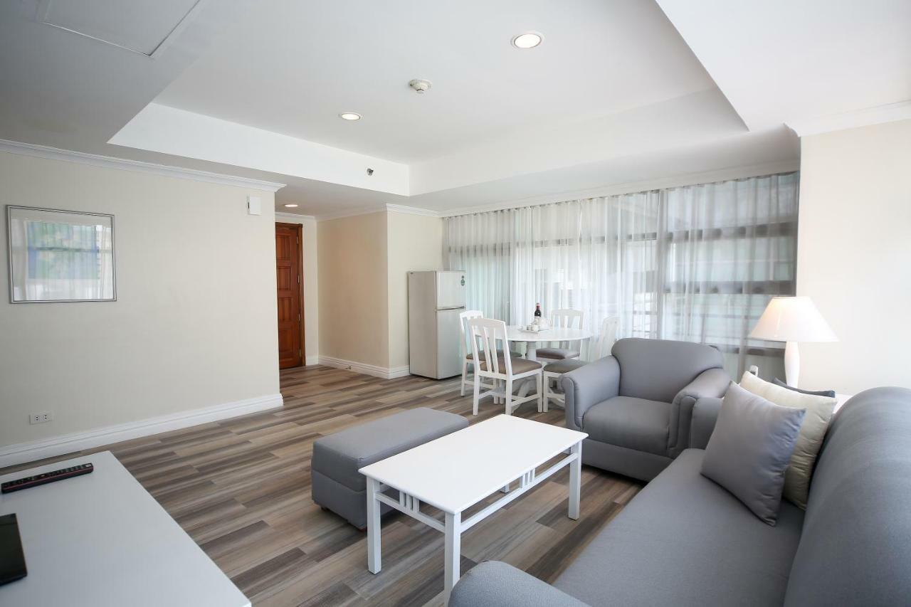 Infinity Tower Suites Makati City Ngoại thất bức ảnh