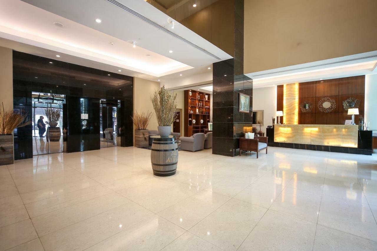 Infinity Tower Suites Makati City Ngoại thất bức ảnh